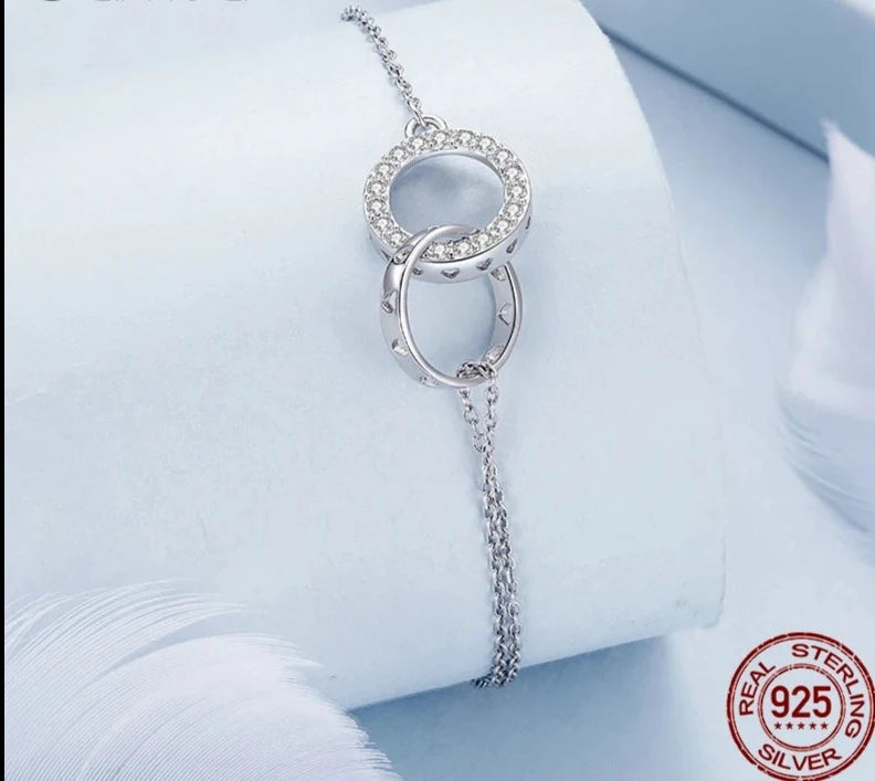 Double Circle Bracelet Platinum Plated